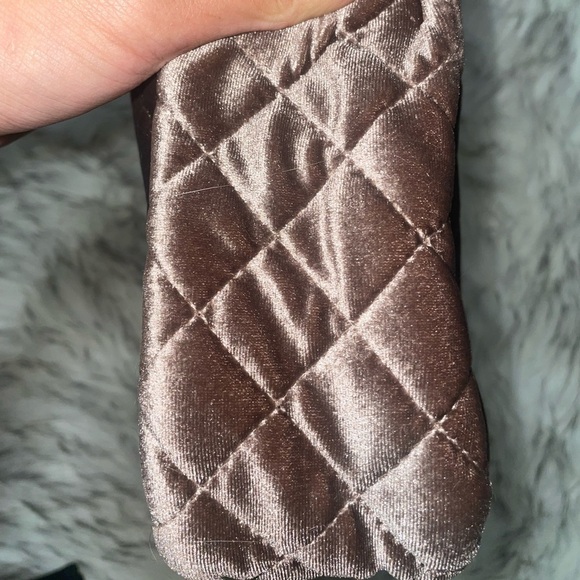 Shoulder bag Quilted velvet flap bag Brown purse chain strap bag - Picture 6 of 12